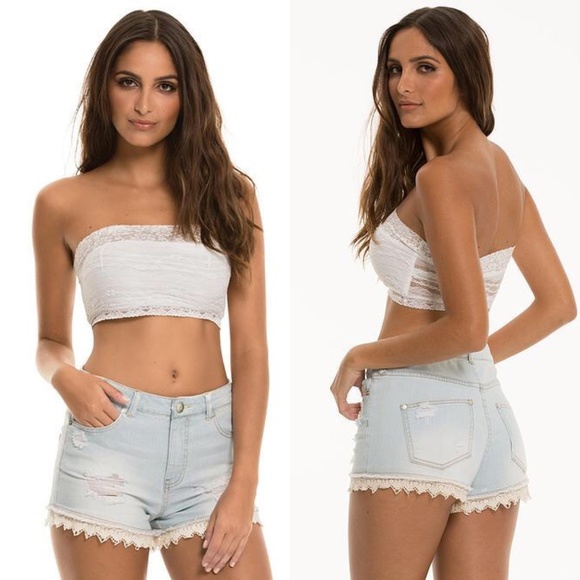 Elan Pants - NWT [Elan] lace trim denim shorts #B04